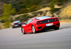 Escapada 4 estrellas con spa y conducción de Ferrari