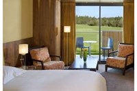 Escapada romántica con spa y cena en el Melià Golf Vichy Catalán 