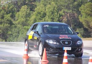 Curso de conducción deportiva de 8 horas