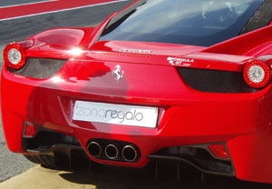 2 vueltas en Ferrari 458 y vuelta extra en Hummer
