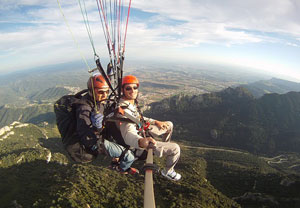 Vuelo en parapente por Berga