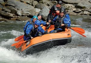 Descenso de rafting por el Noguera Pallaresa