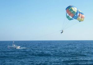 OFERTA:Paracaidas en el mar para dos en Marbella