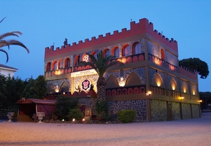 Cena terrorífica en el Castillo de las Tinieblas