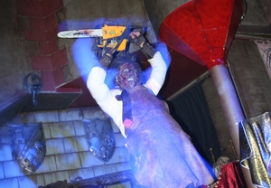 Cena terrorífica en el Castillo de las Tinieblas