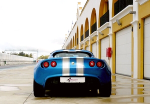 3 ó 4 vueltas en Lotus Elise 111R