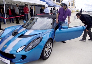 3 ó 4 vueltas en Lotus Elise 111R