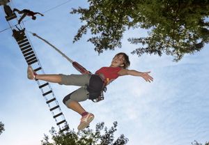 Salto Bungee Jumping y salto Puenting ¡desde 25m!