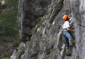 Escalada, tirolina, rápel y bici en la Sierra de Cazorla