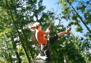 Salto Bungee Jumping y salto Puenting ¡desde 25m!