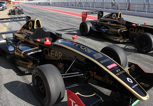 6 vueltas pilotando un Fórmula Renault