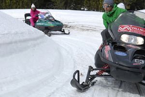 Moto de nieve 45 min. por Ordino (Vallnord) para 2