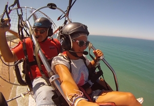 Vuelo de 15 min en paratrike por Cádiz o Málaga con vídeo HD