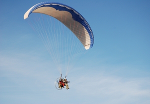 Parapente por Torremocha de Jarama con fotos GRATIS