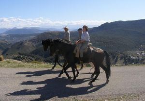 2x1: Equitación o paseo a caballo cerca de Granada para 2