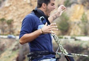 2 saltos de puenting con caídas de 25 metros en Valencia