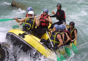 Rafting en el río Ésera