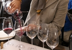 Cata de vinos con quesos y tapas en Enoteca Qubel