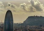 Sobrevuela en helicóptero la ciudad de Barcelona