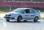 Iniciación al derrape con un Mitsubishi y un BMW M5